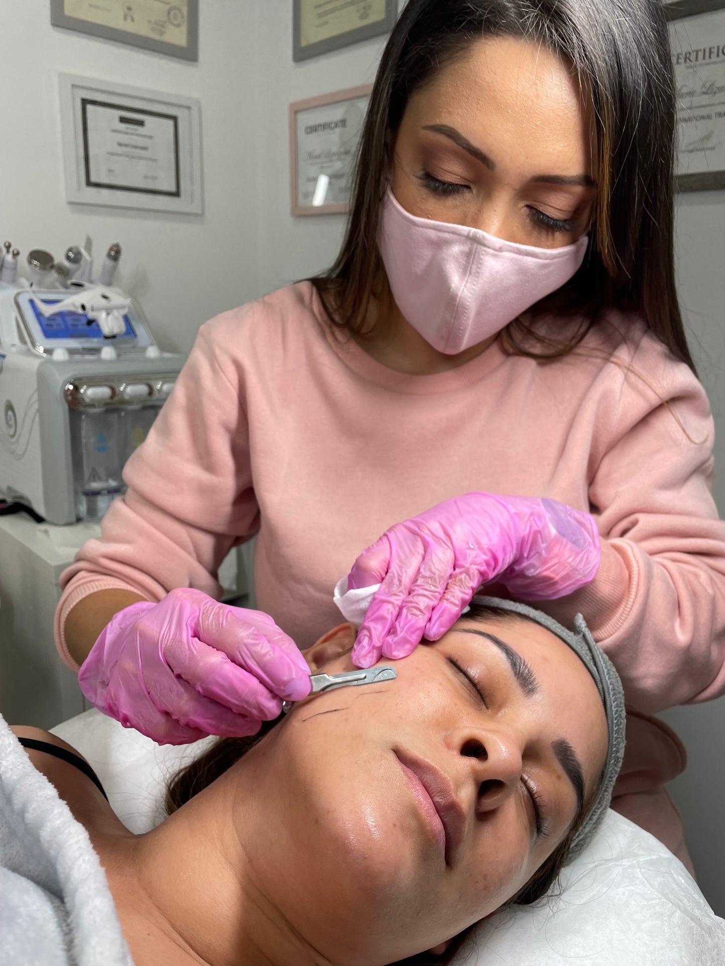 Capacitación Online Dermaplaning |