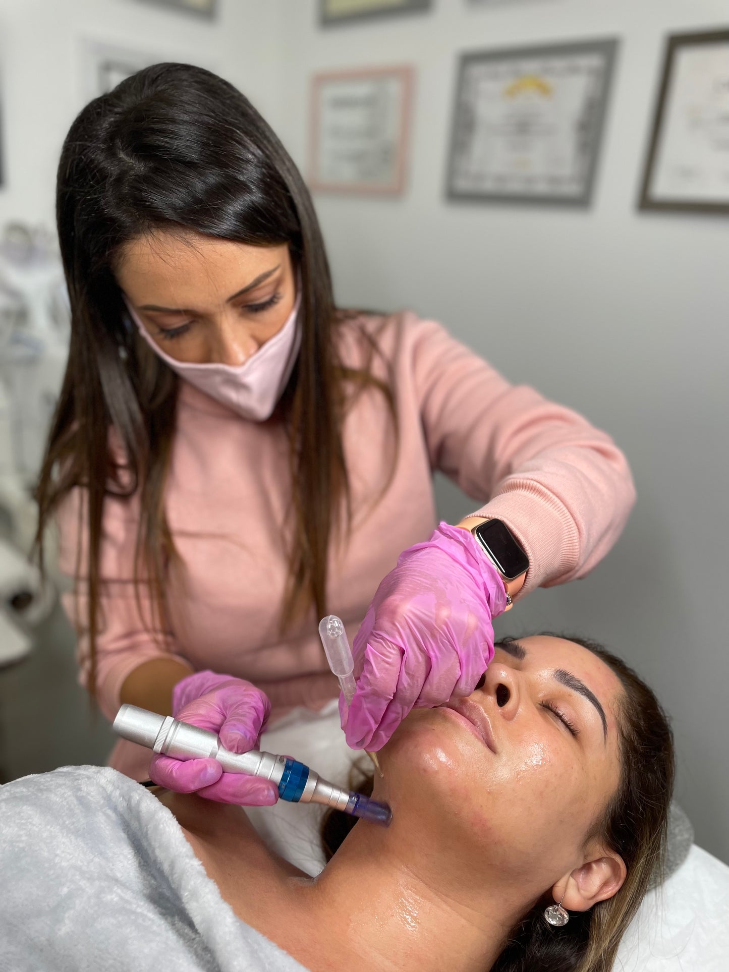 Capacitación Online Microneedling o Microagujas |